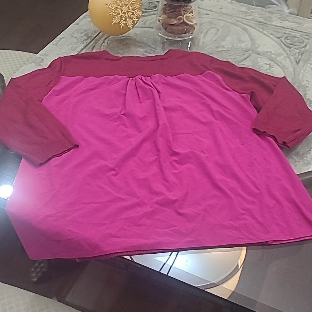SMART WOOL WOMEN'S TWO TONE MERINO WOOL BLEND PLEATED SWEATER M